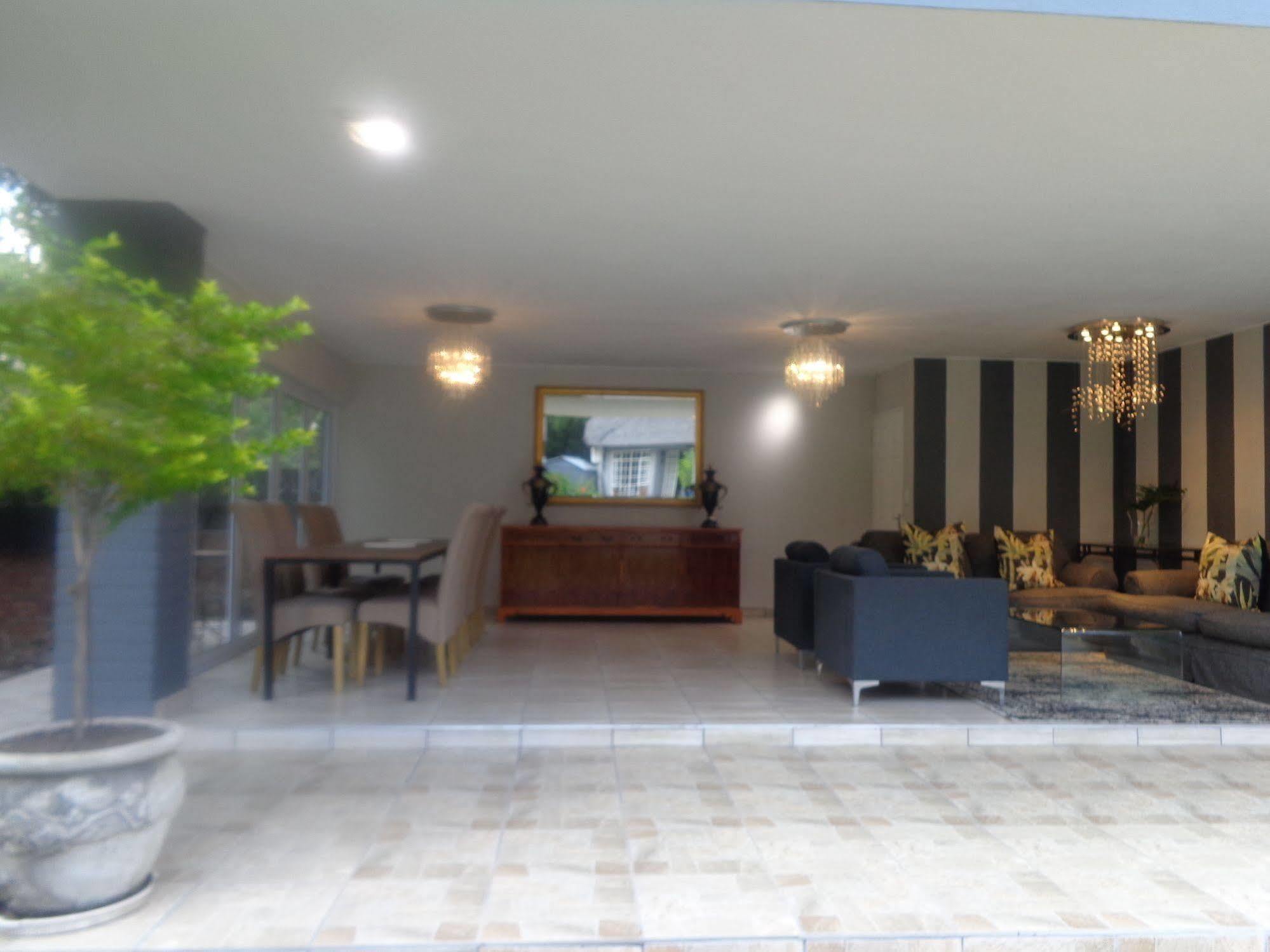 Thatchfoord Lodge Johannesburg Luaran gambar