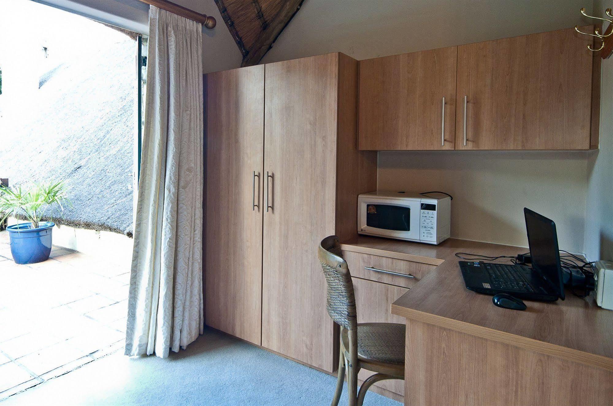 Thatchfoord Lodge Johannesburg Luaran gambar