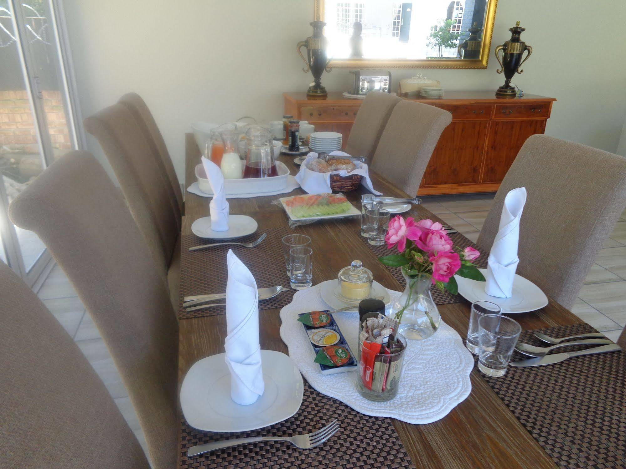 Thatchfoord Lodge Johannesburg Luaran gambar